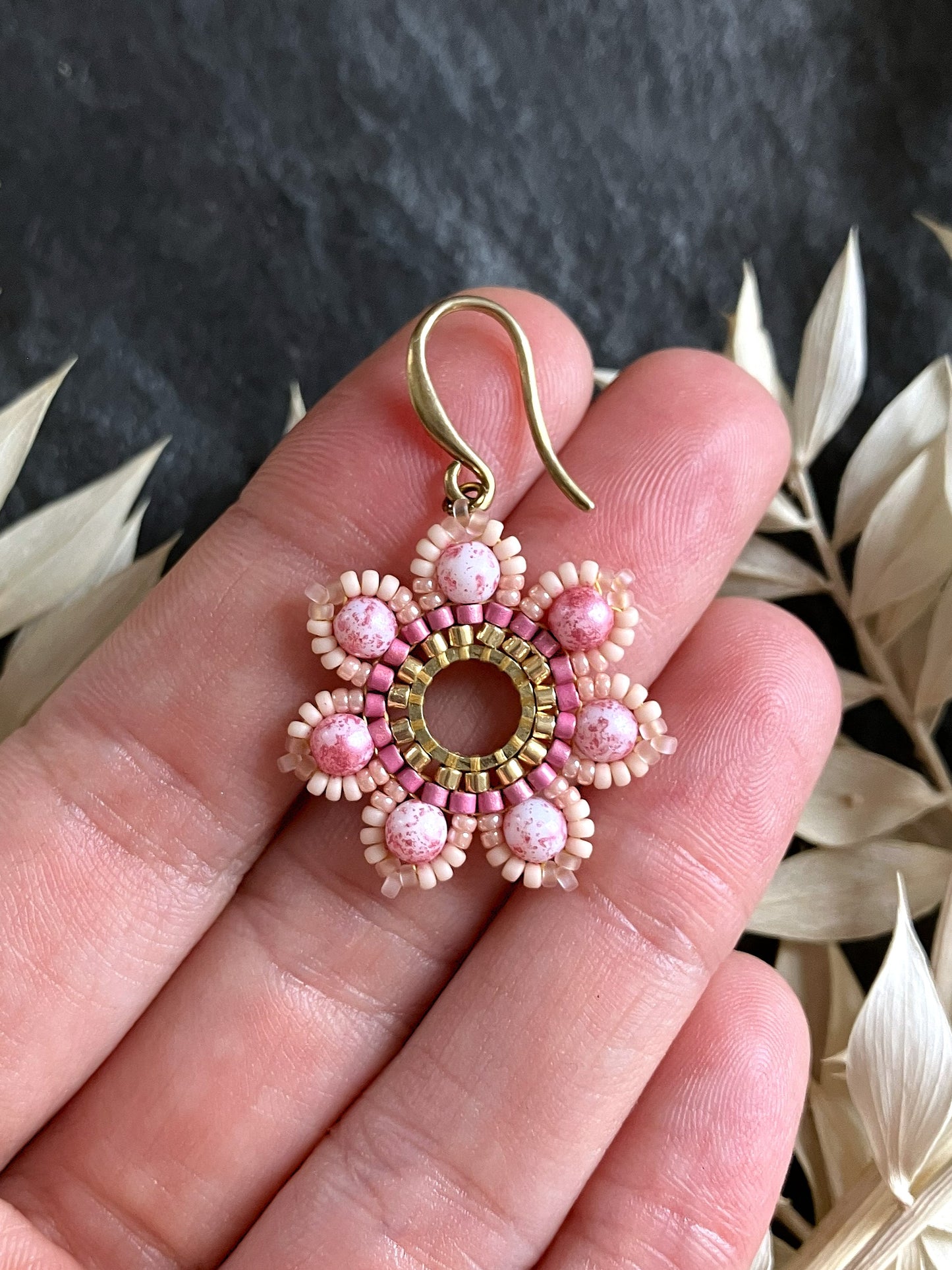 Woven earrings "Girasol" - white & pink