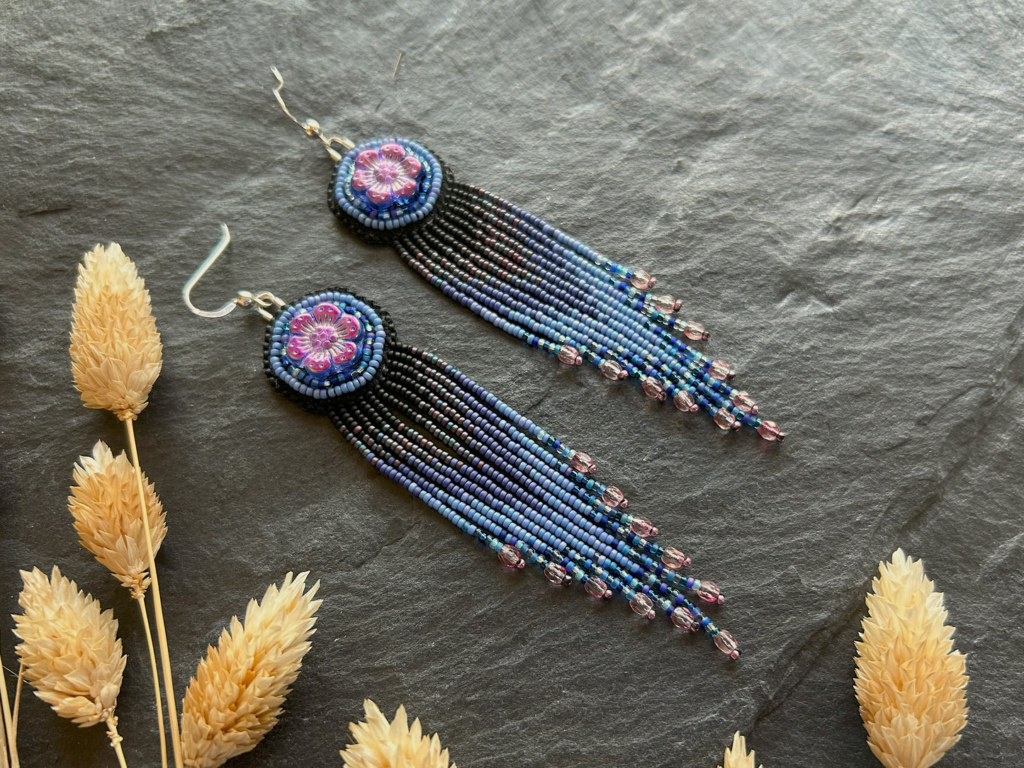 Flower earrings "Radka" with a fine fringe - black & dark blue