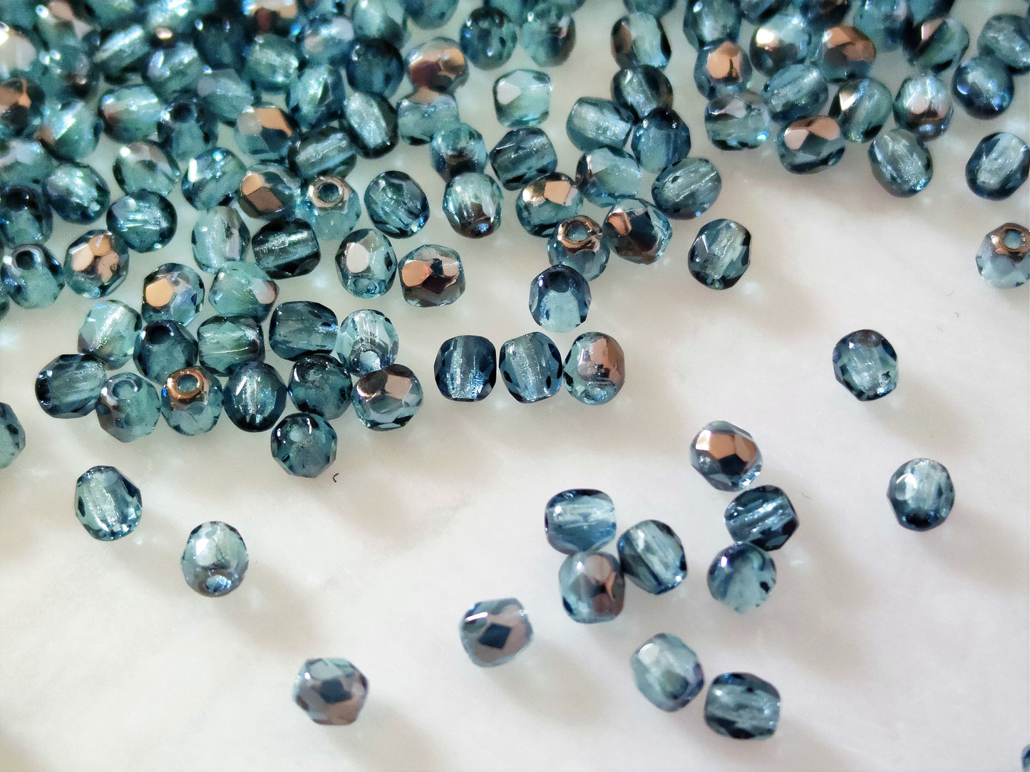 3mm Glasschliffperlen - Tintenblau & Bronze