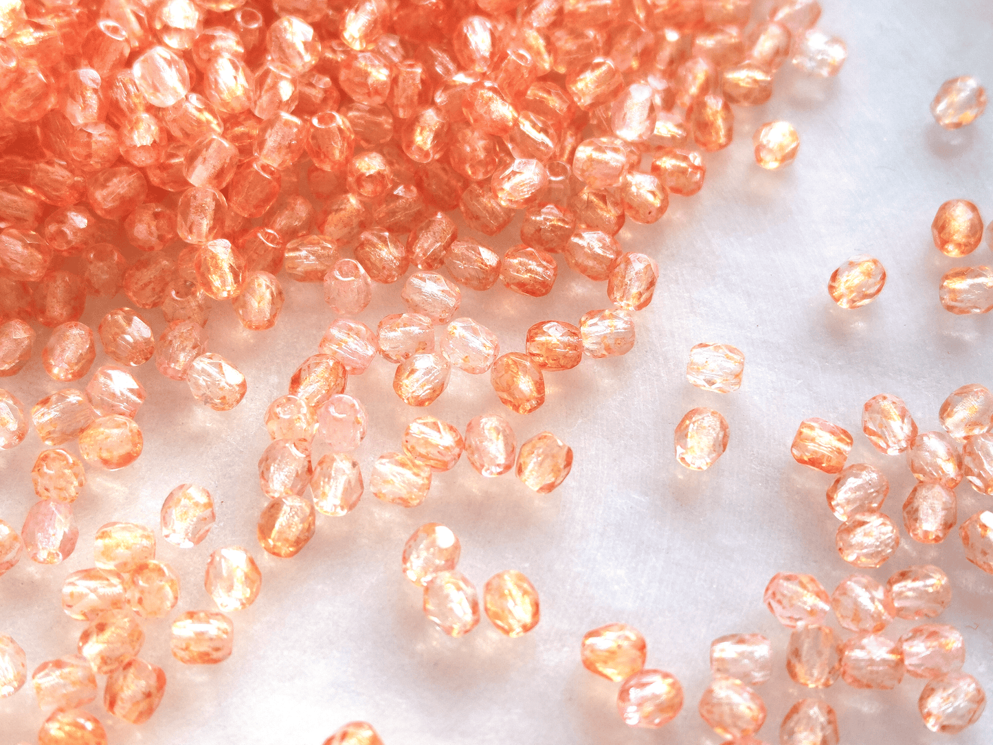 3mm Glasschliffperlen - ombre Farblos & Orange