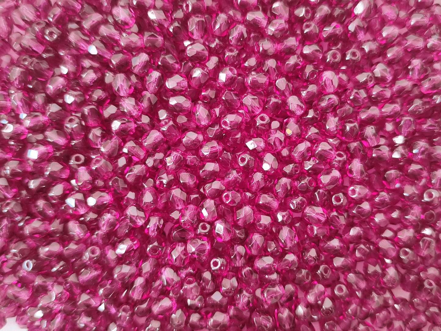4mm Glasschliffperlen - warmes Dunkellila