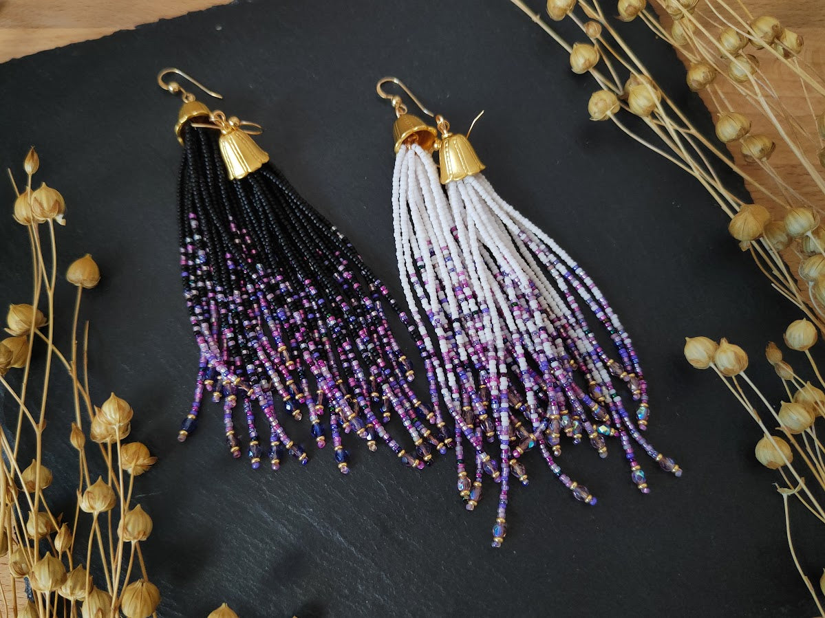 Tassel earrings "Nirvelli" - white & purple