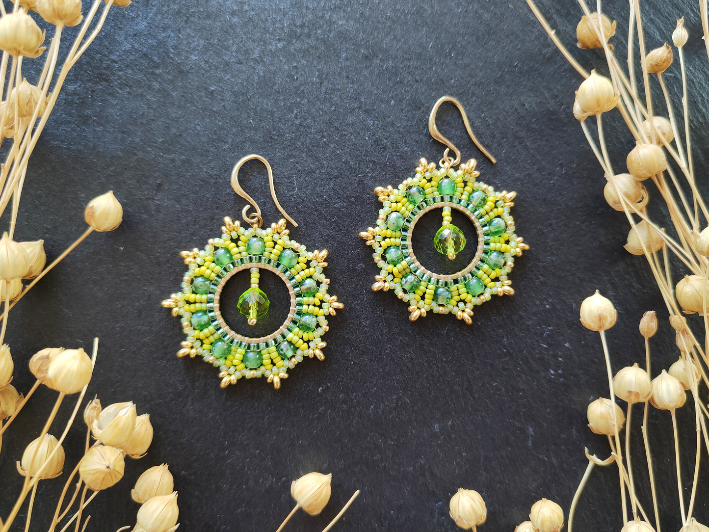Woven earrings "Philippa" - green