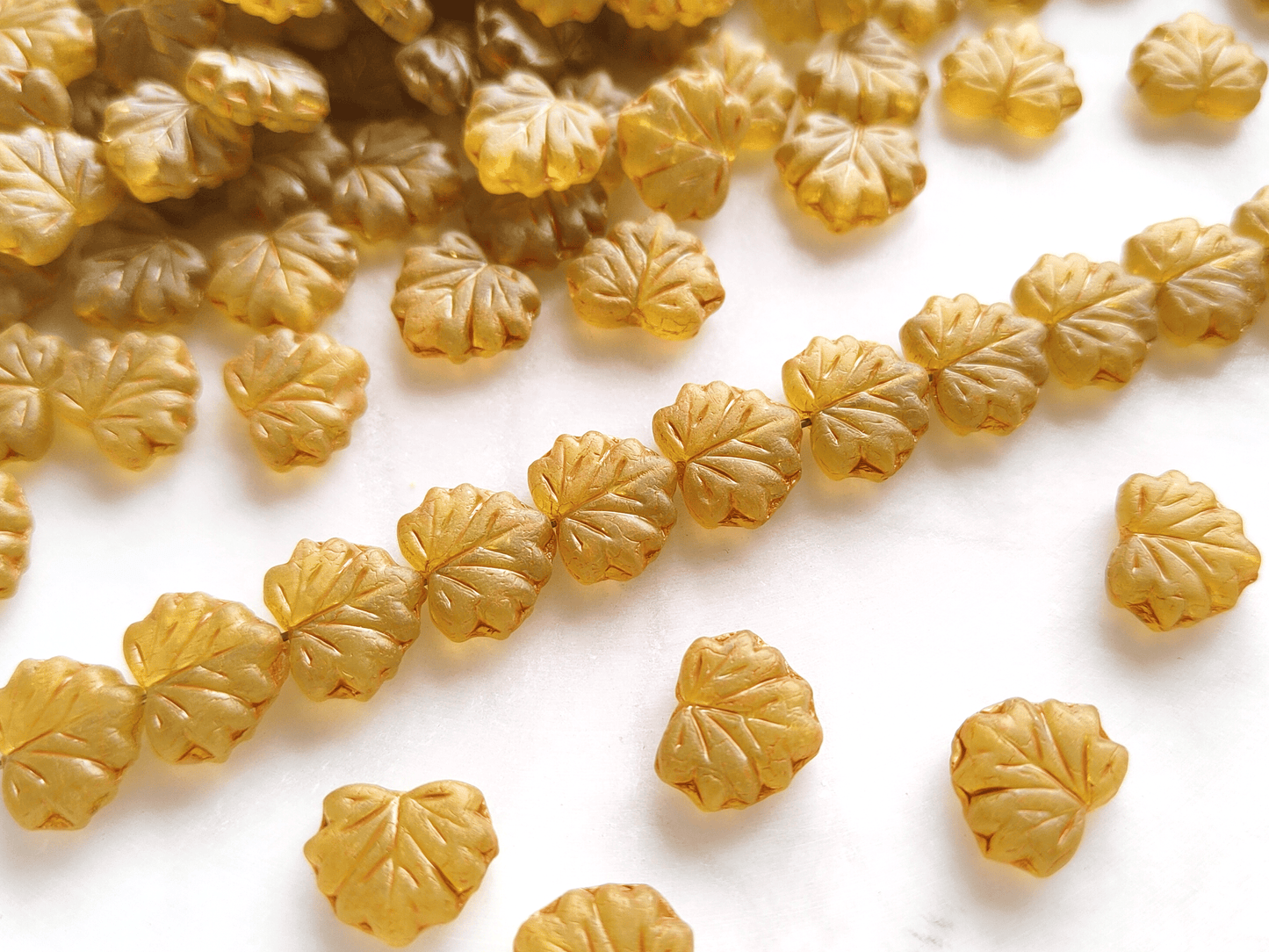 Vine leaf beads 13mm - green & light brown