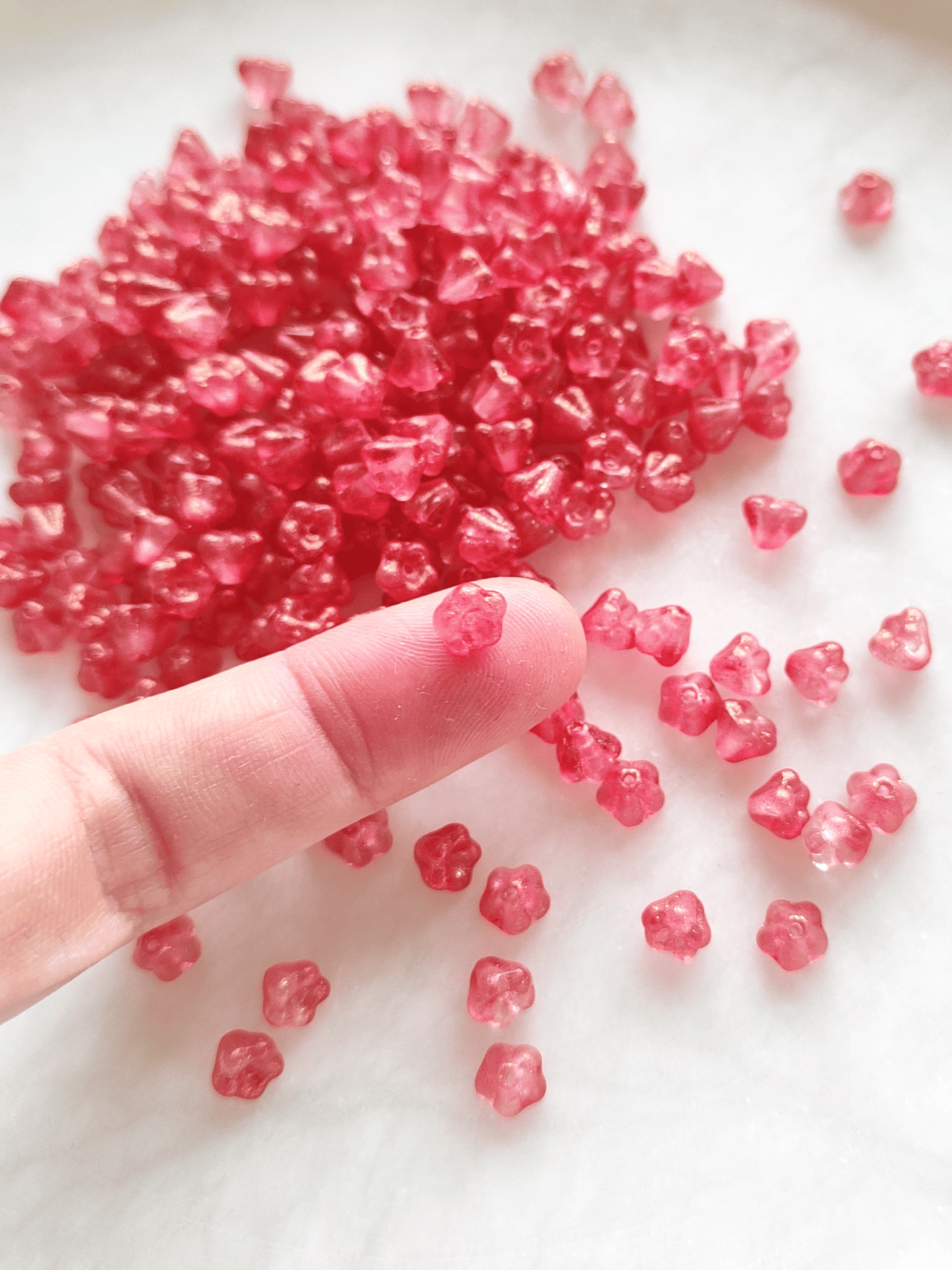 Bell flower beads 4x6mm - red glitter