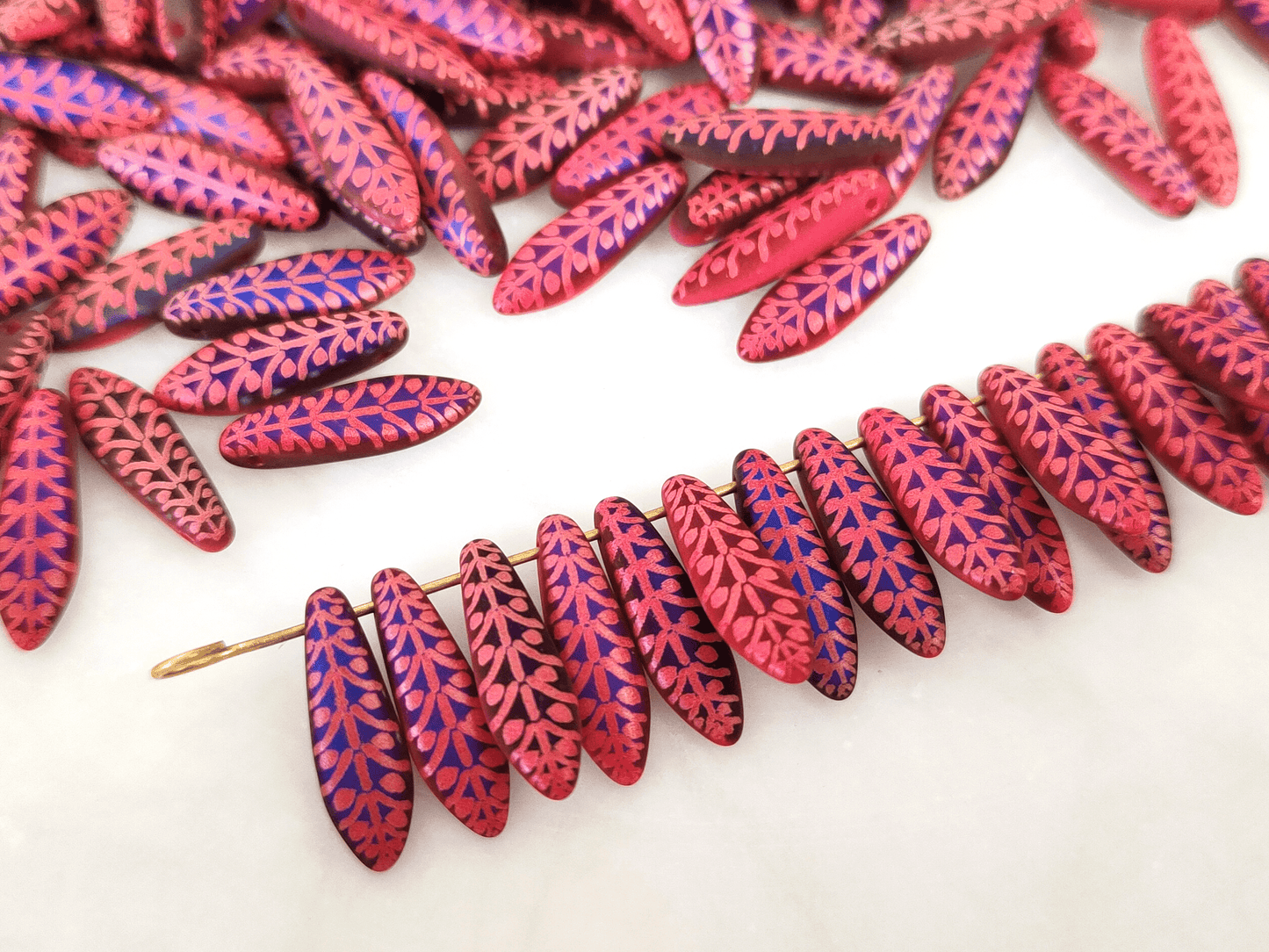 Dolche 5x16mm - Rot & Lila filigraner Druck