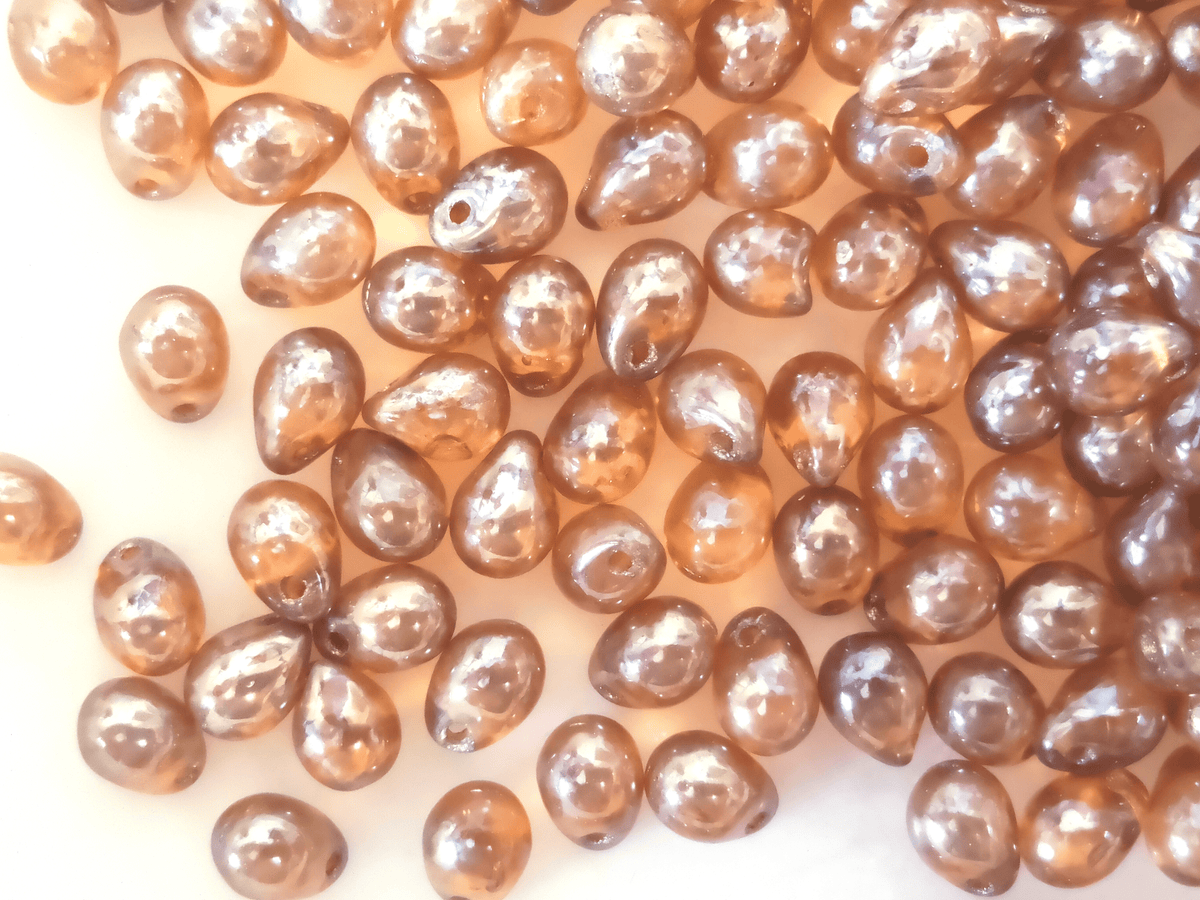 Drop beads 5x7mm - amber spotted