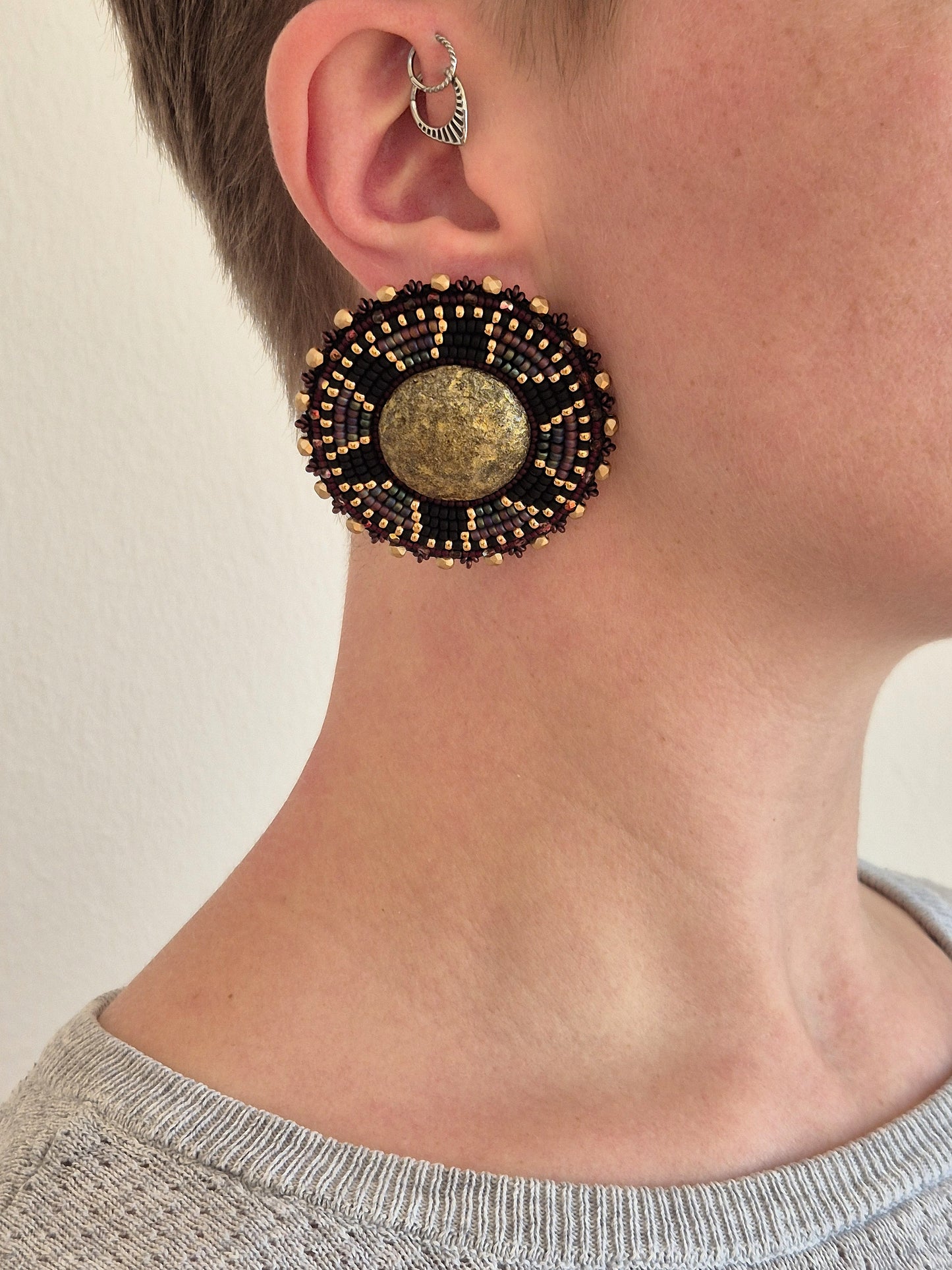 Disk earrings "Afonso" with etched glass - dark red