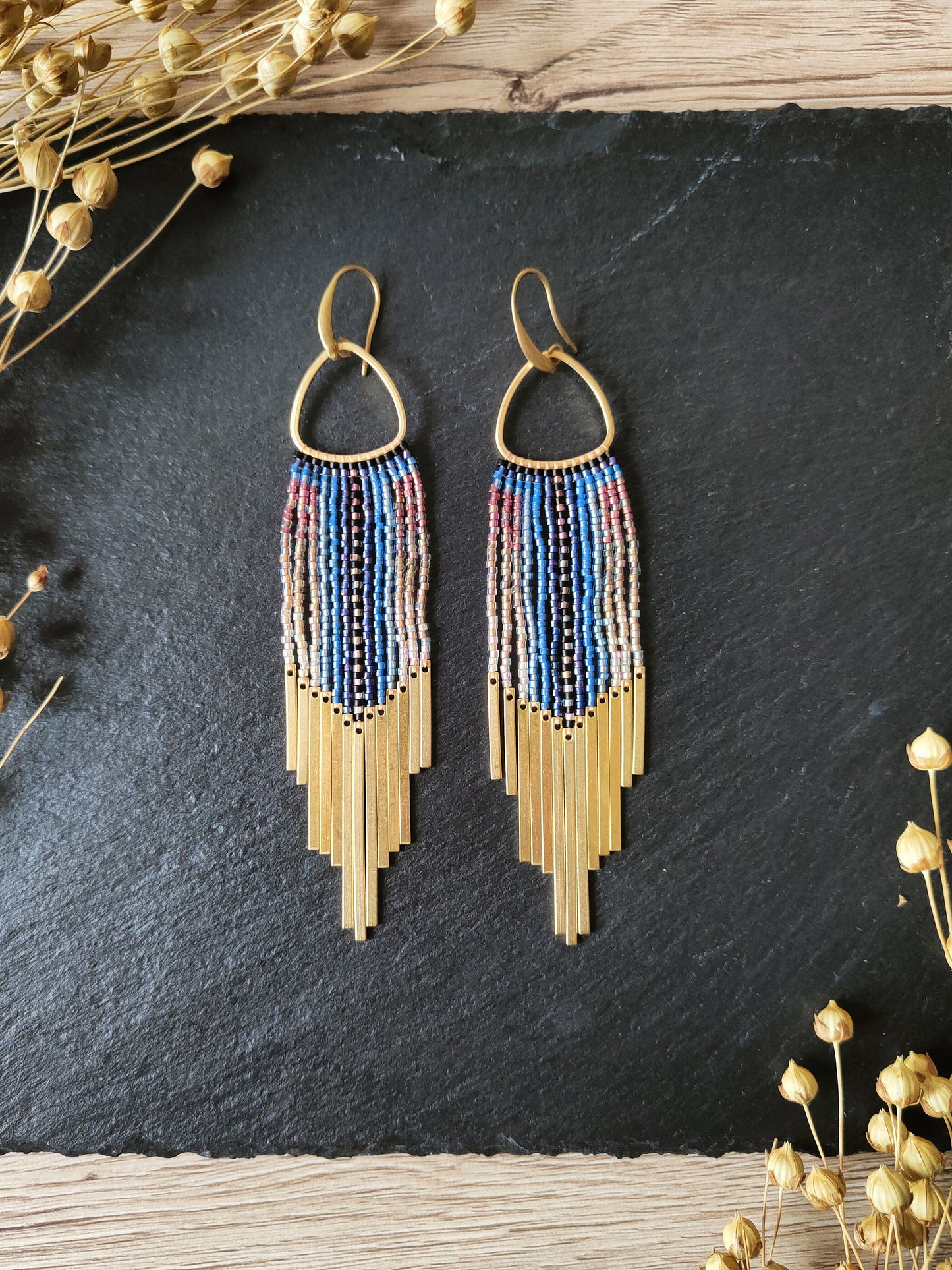 Wind chime earrings "Amitola" - blue & light pink