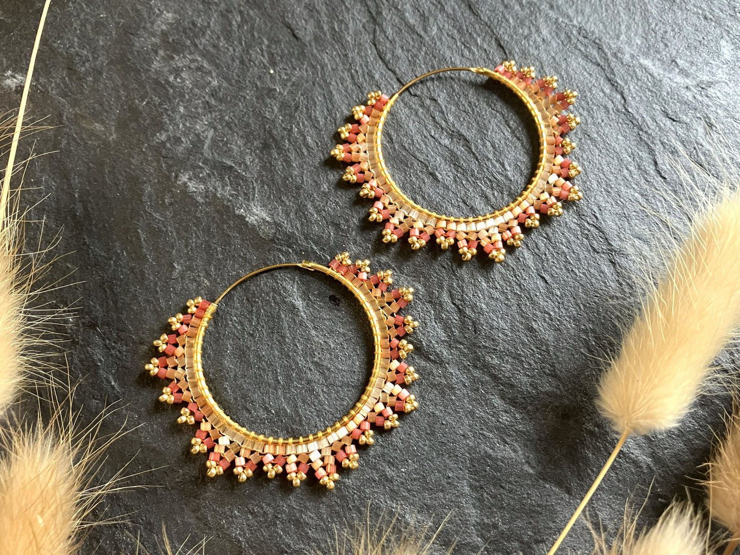 Silver hoop earrings "Estelle" - strawflower