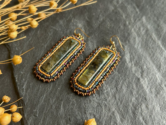 Dangle earrings "Raquel" with labradorite - bronze & violet