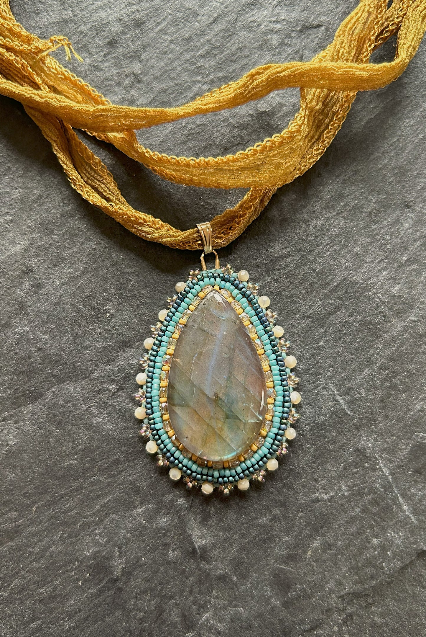 Labradorite necklace pendant with shell beads