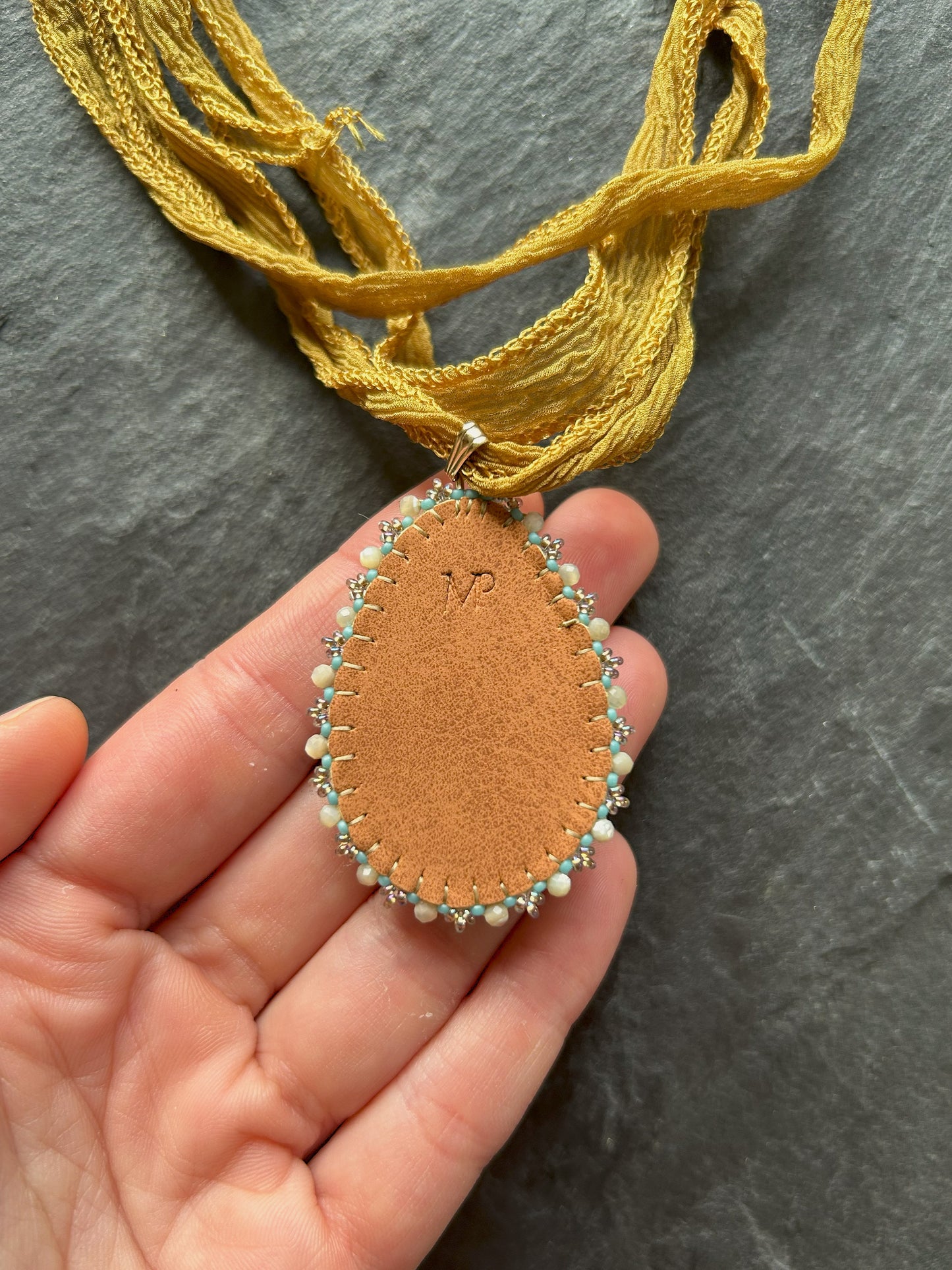 Labradorite necklace pendant with shell beads