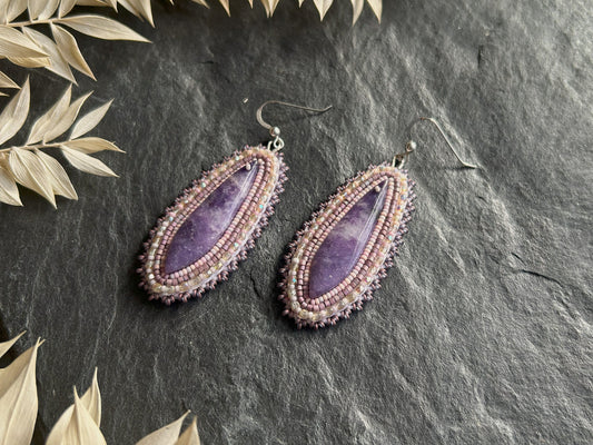 Dangle earrings "Raquel" with lepidolite - pastel purple