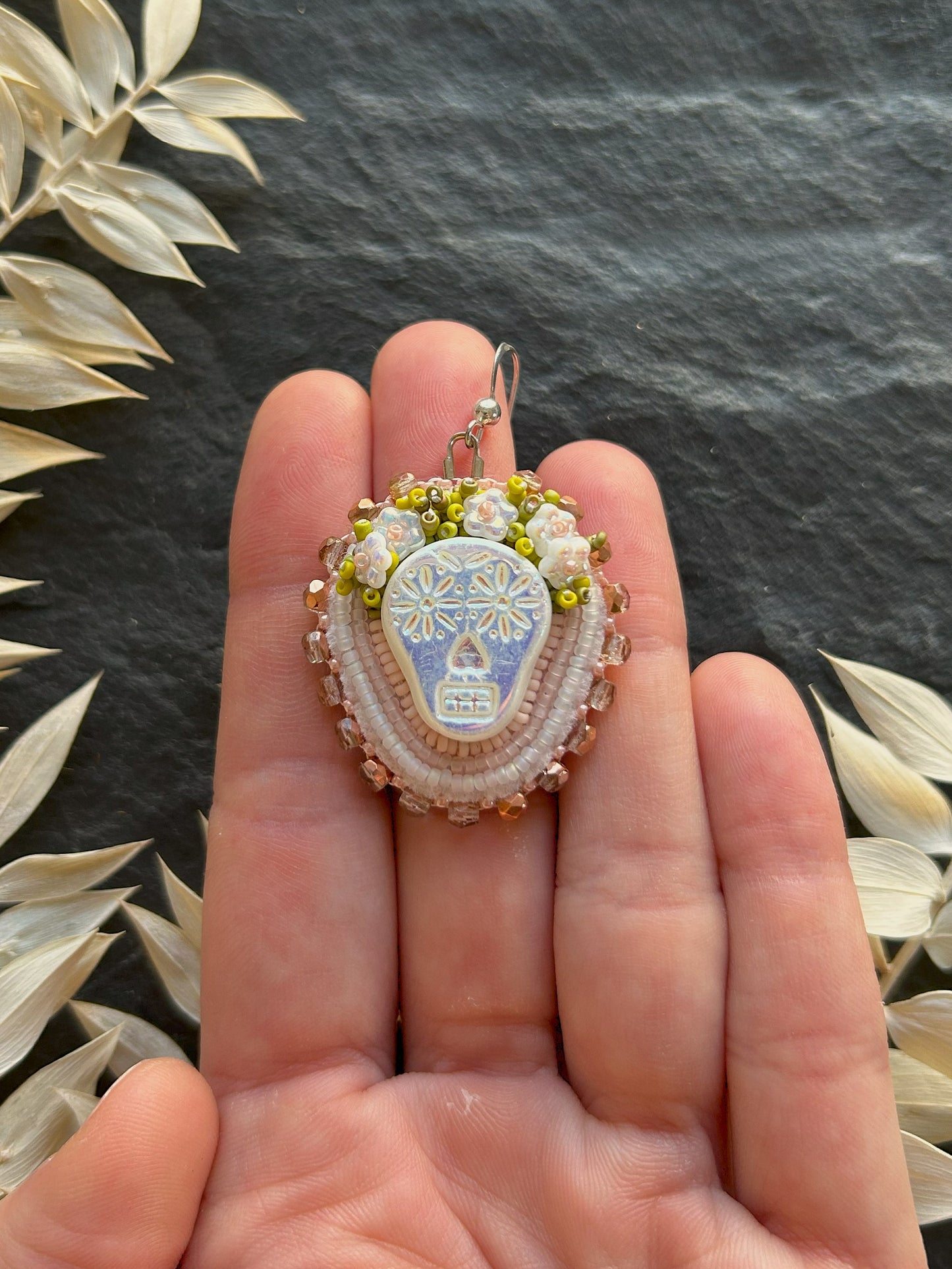 Earrings "Tuwile" with skulls wearing a flower crown - white & pastel shades