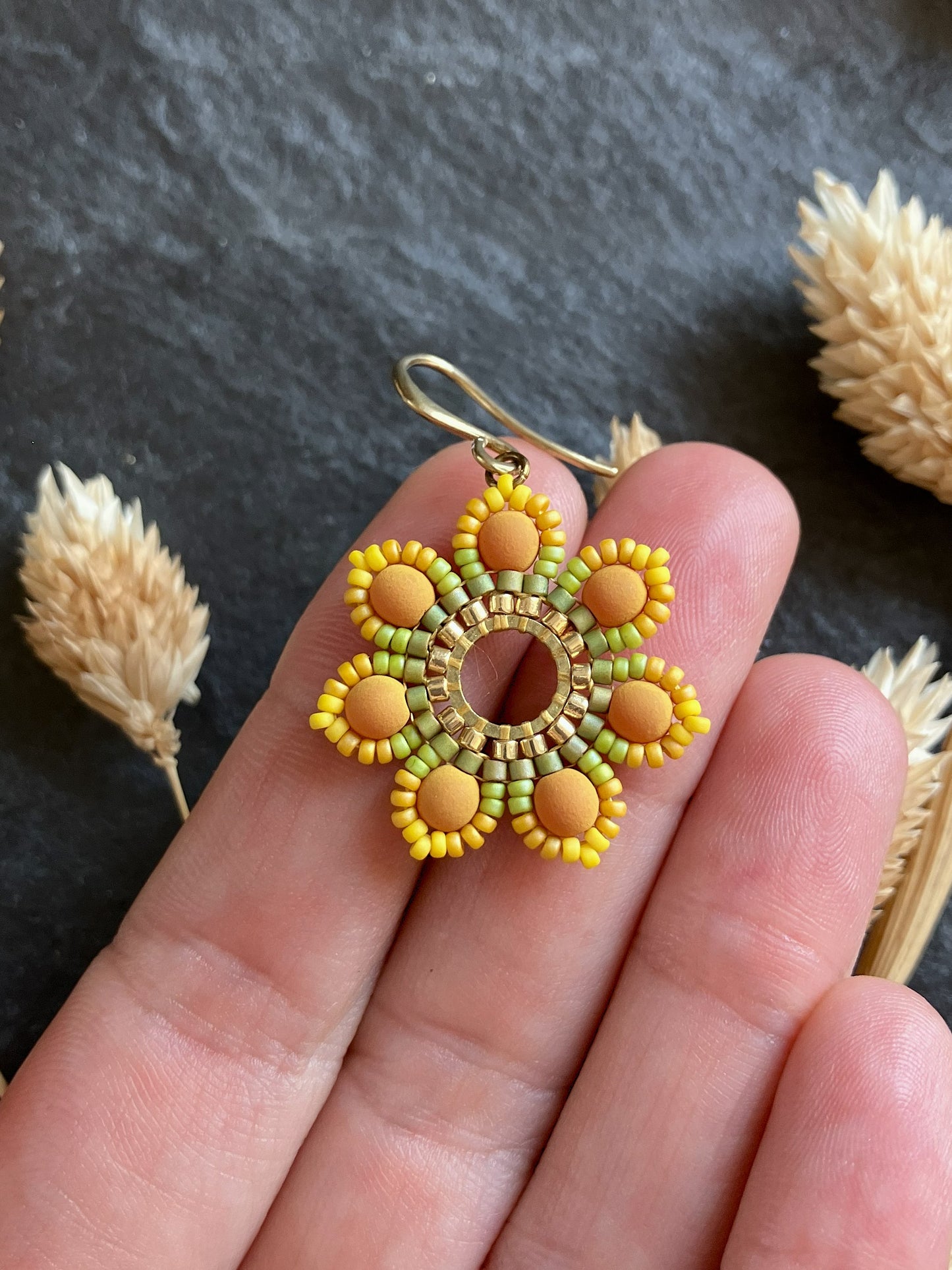 Woven earrings "Girasol" - green & yellow