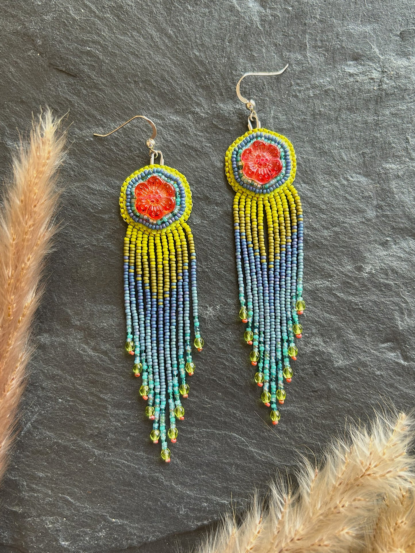 Flower earrings "Radka" with a fine fringe - red, green & blue