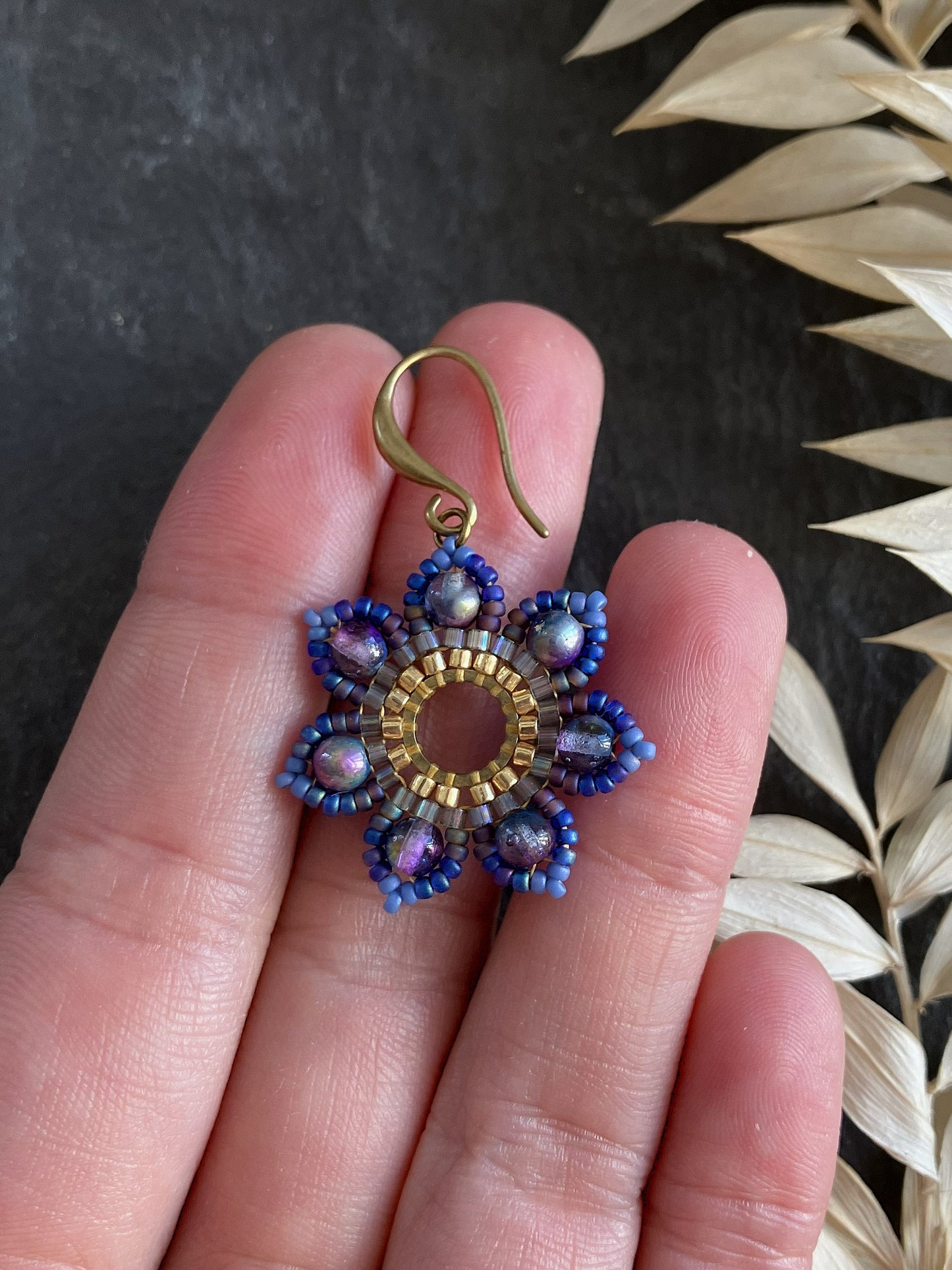 Woven earrings "Girasol" - galaxy