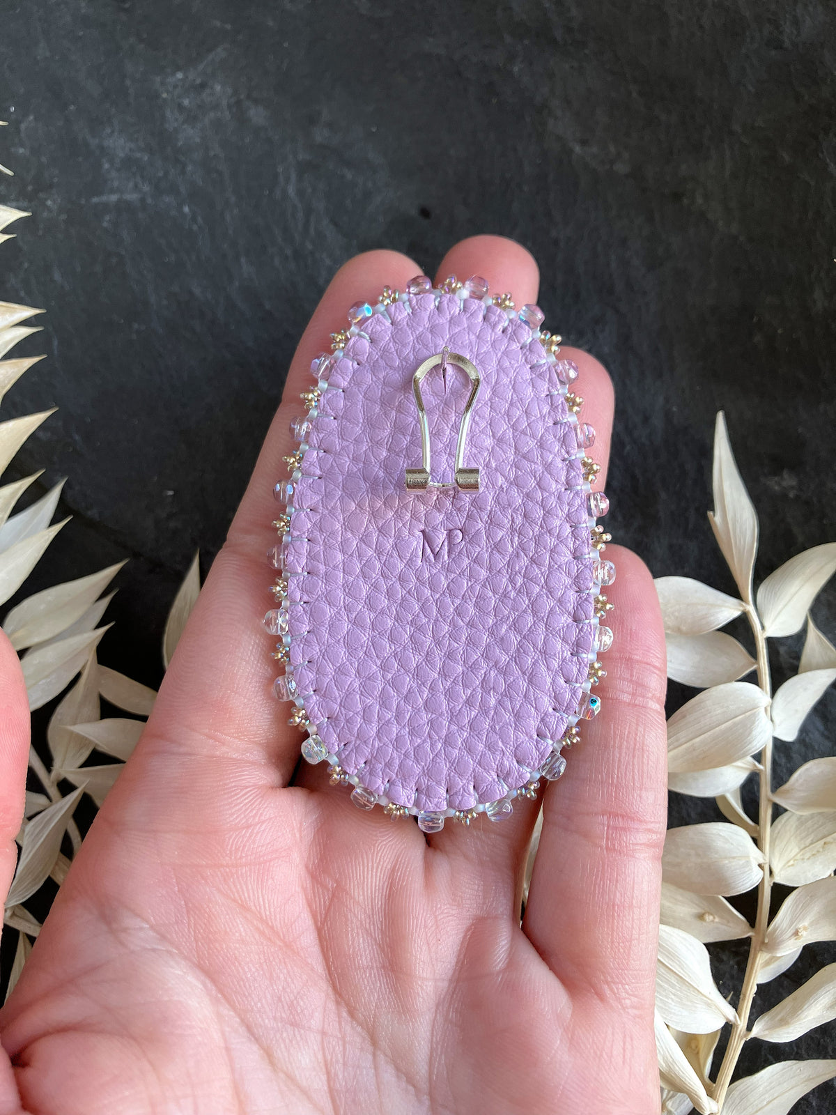 Natürliche Amethyst-Ohrringe "Vilmos" - schillerndes Lila & Gold