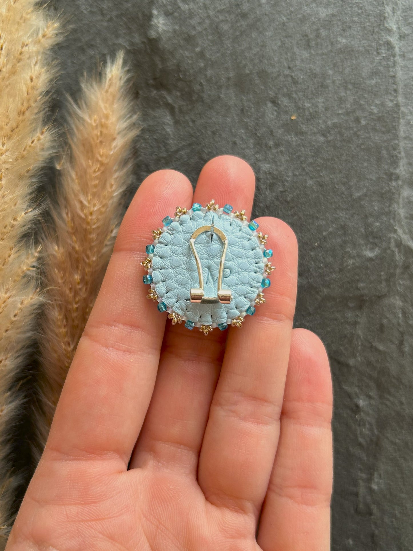 Small disk earrings "Odena" - white & blue