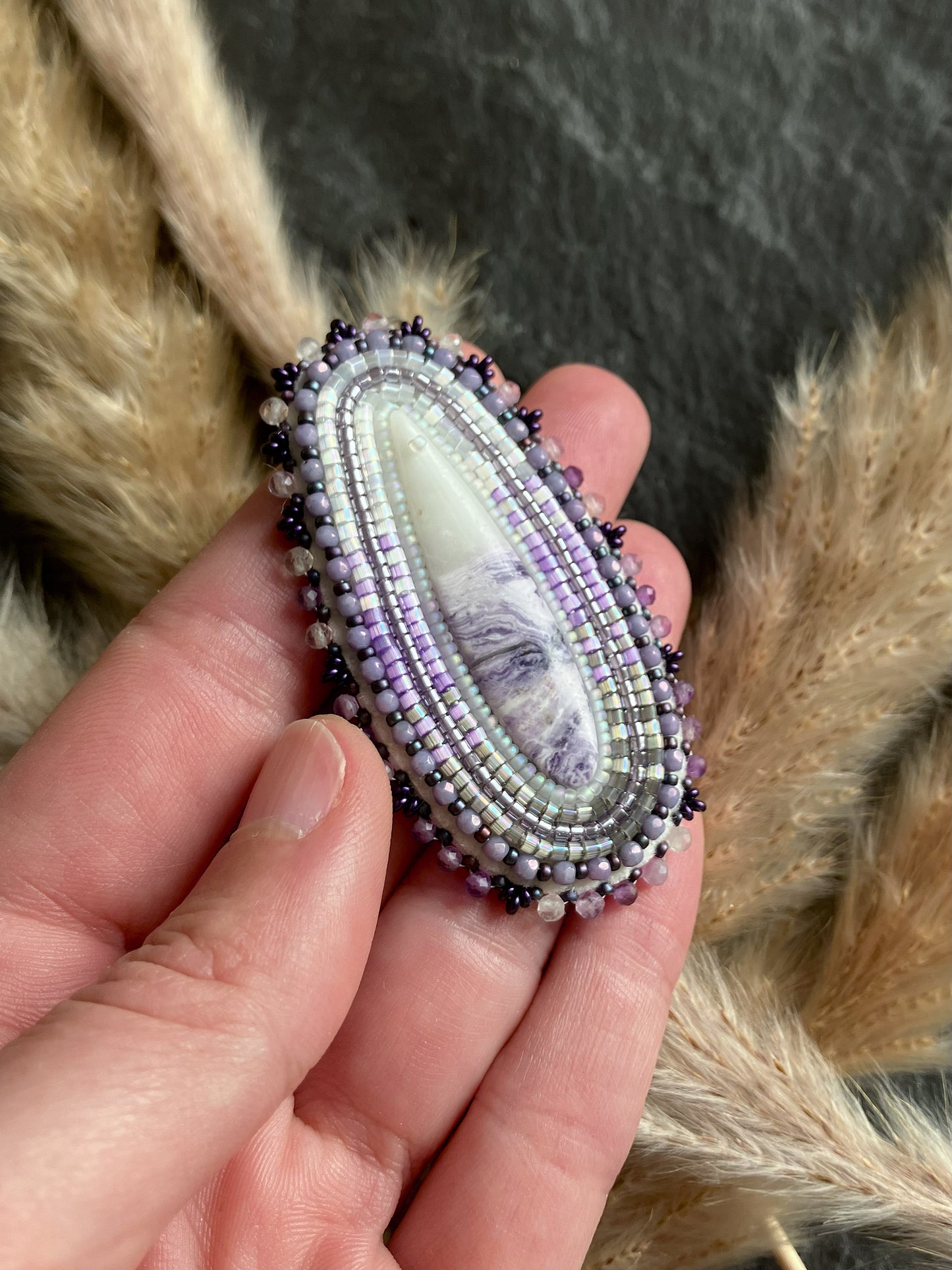 Morado-Opal Ohrringe "Liam" - schillerndes Violett