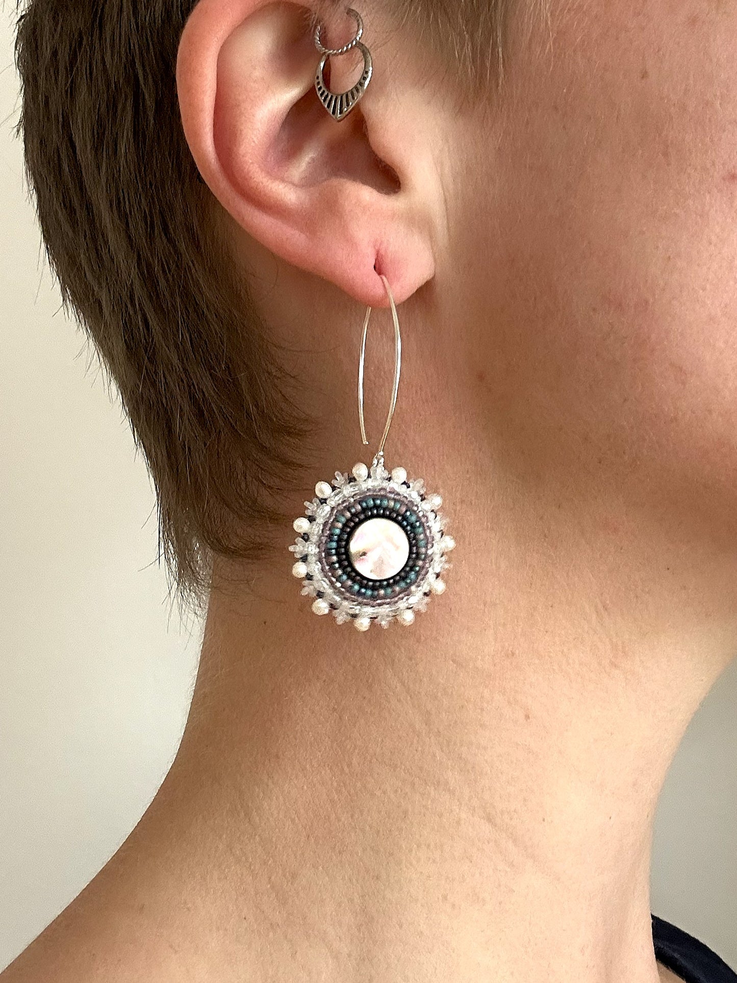 Dangle earrings "Melody" with abalone shell - lilac