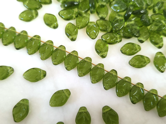 Cherry leaf beads 12mm - dark grass green