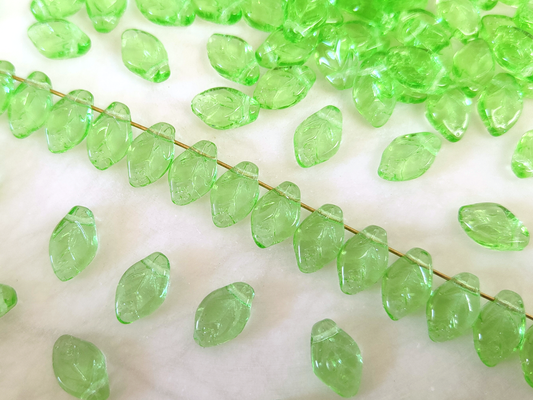 Cherry leaf beads 12mm - fresh light green