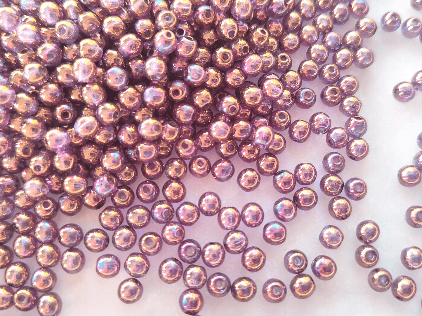 4mm runde Perlen - Lila Gold Luster