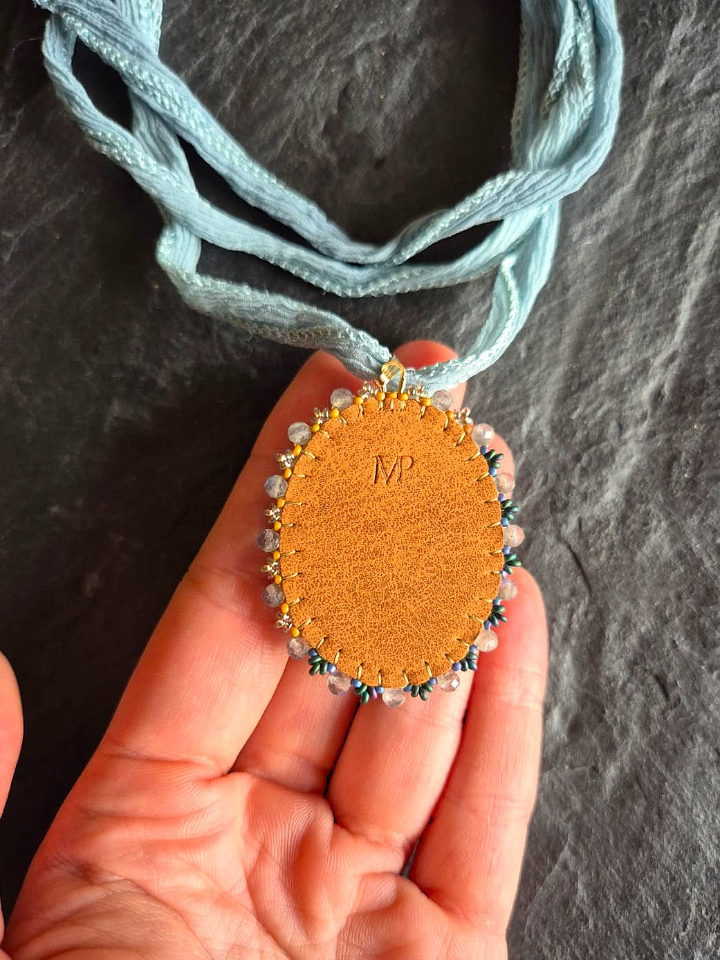 Custom-made labradorite necklace pendant