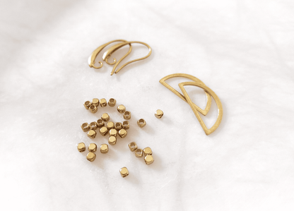 Supply kit for "Odoti" fringe earrings