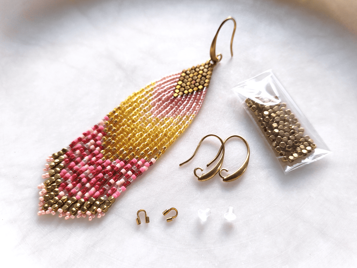 Supply kit for "Luano" fringe earrings