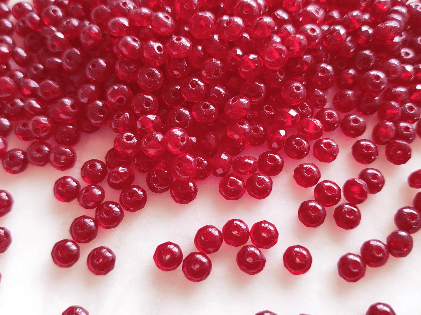 Faceted rondelle beads 3x5mm - blood red