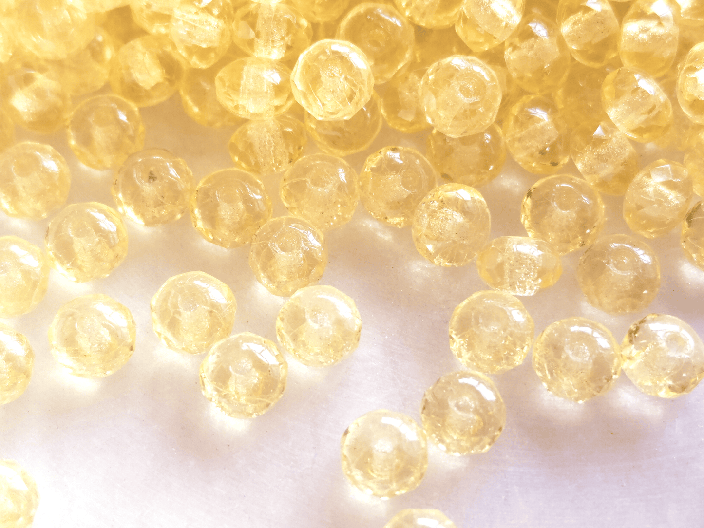 Faceted rondelle beads 3x5mm - lemon yellow