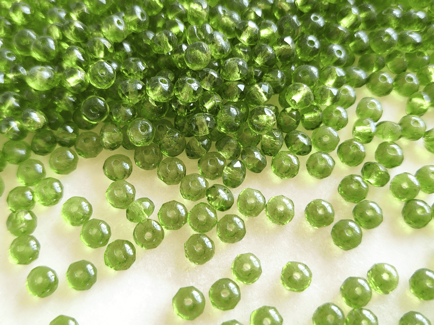 Faceted rondelle beads 3x5mm - warm green