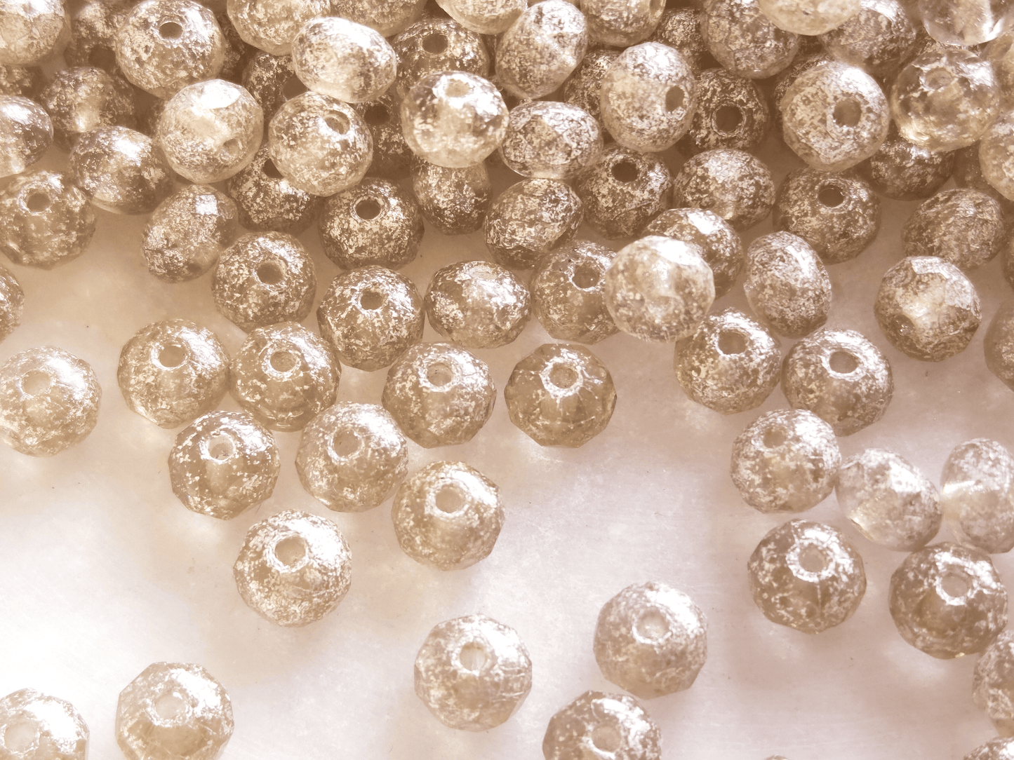 Faceted rondelle beads 3x5mm - cream & silver