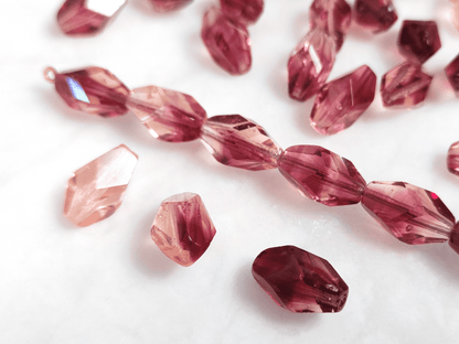 Facettierte Nuggets 15x10mm - ombre Pink