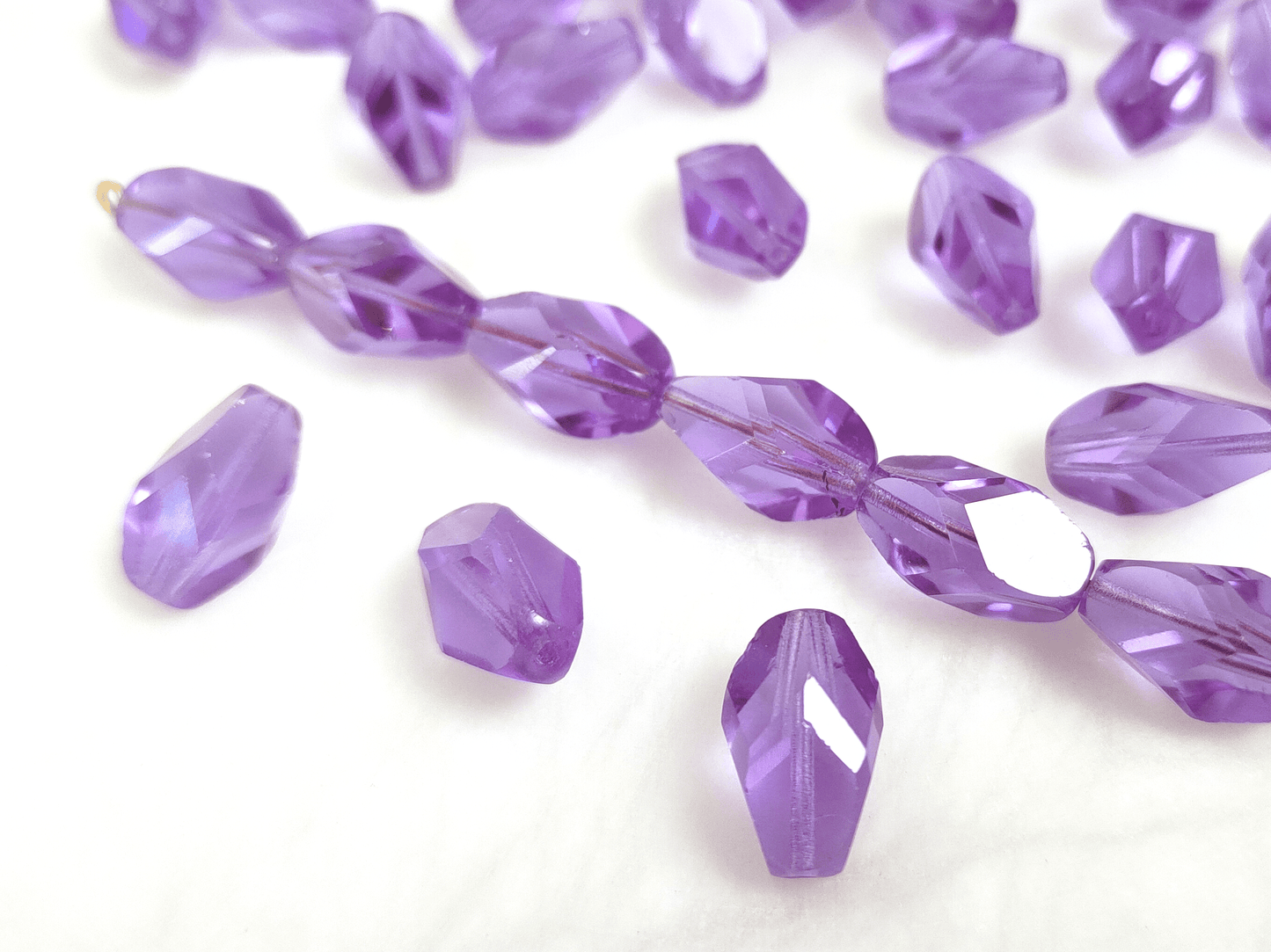 Faceted nugget beads 15x10mm - lilac