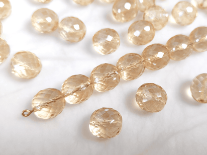 12mm Glasschliffperlen - Creme