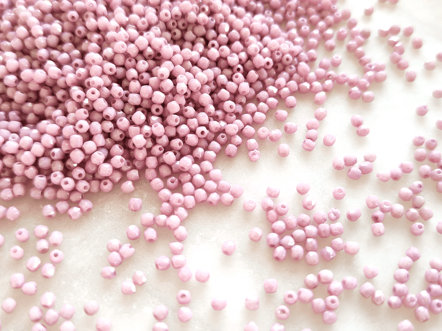 2mm Glasschliffperlen - opak Rosé