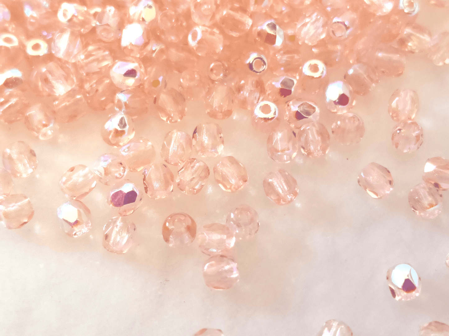 3mm Glasschliffperlen - Rosa Iris