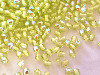 3mm Glasschliffperlen - Hellgrün AB
