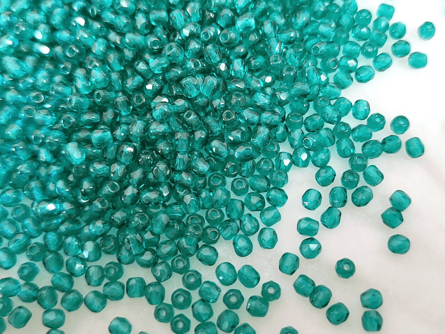 3mm Glasschliffperlen - Waldgrün