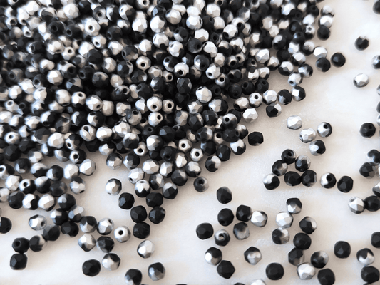 3mm Glasschliffperlen - matt Schwarz & helles Silber