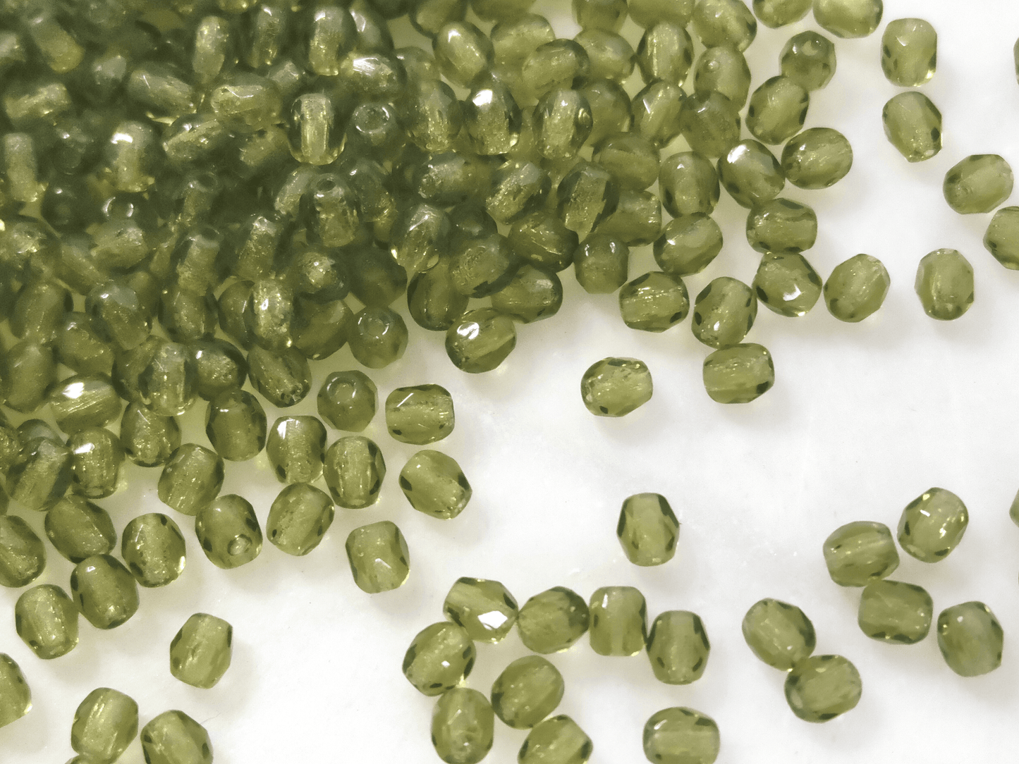 3mm Glasschliffperlen - Olivgrün