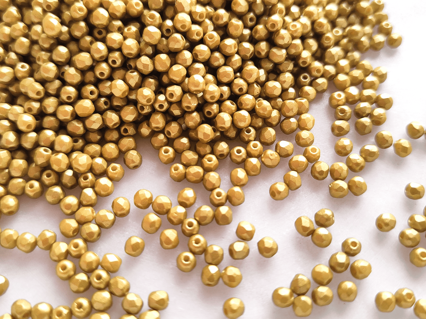 3mm fire-polished beads - mustard yellow / warm green pearlescent