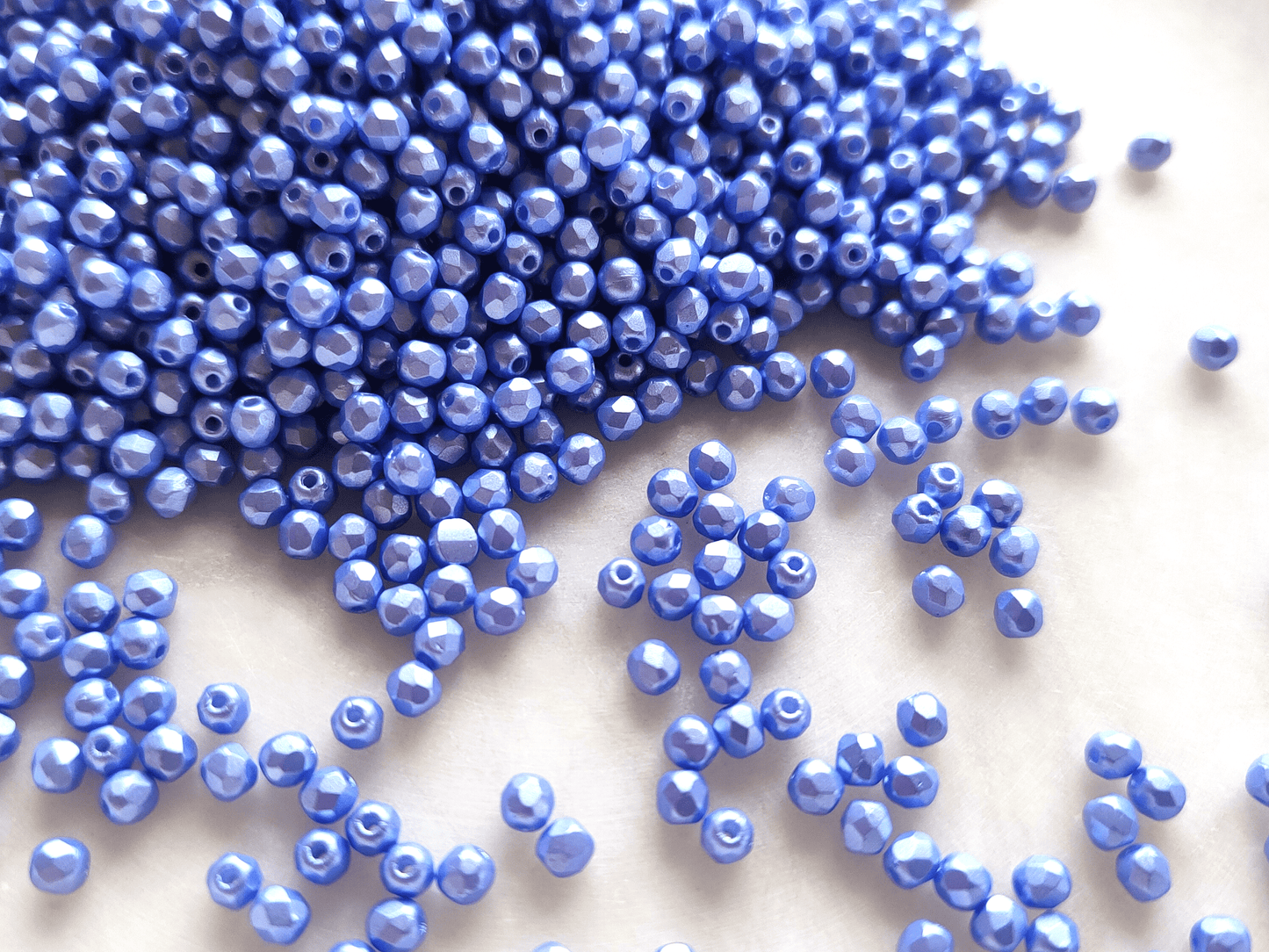 3mm fire-polished beads - medium violet pearlescent