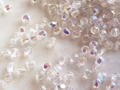 3mm Glasschliffperlen - Farblos Iris