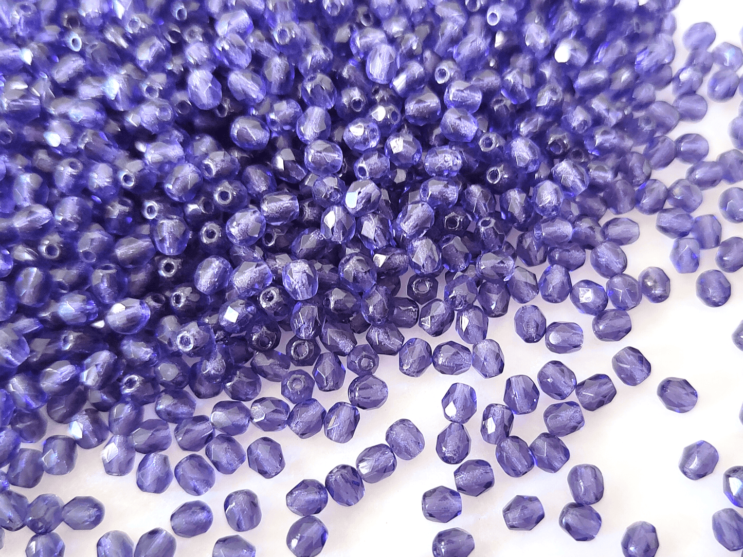 4mm Glasschliffperlen - dunkles Violett