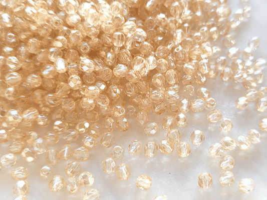 4mm Glasschliffperlen - Pastell Beige
